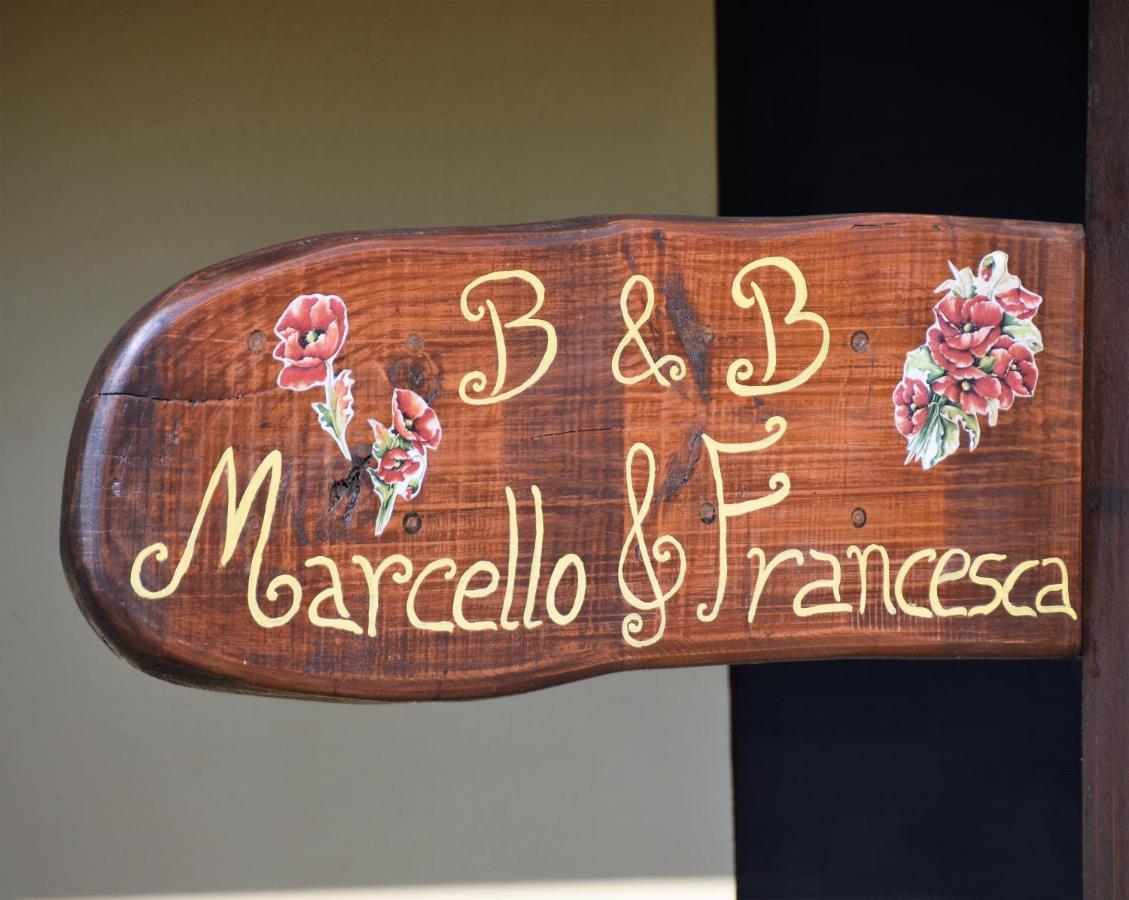 B&B Marcello&Francesca Urbino Esterno foto